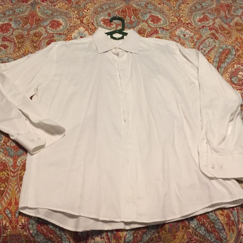 Yves Saint Laurent men’s white dress shirt, 45/18